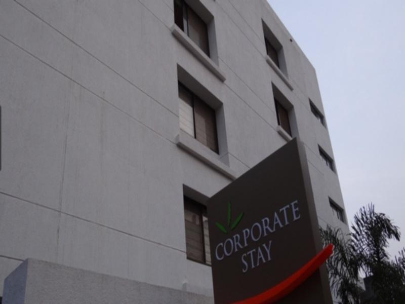 Corporate Stay Pune Bagian luar foto
