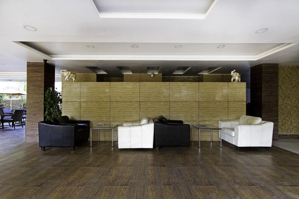 Corporate Stay Pune Bagian luar foto