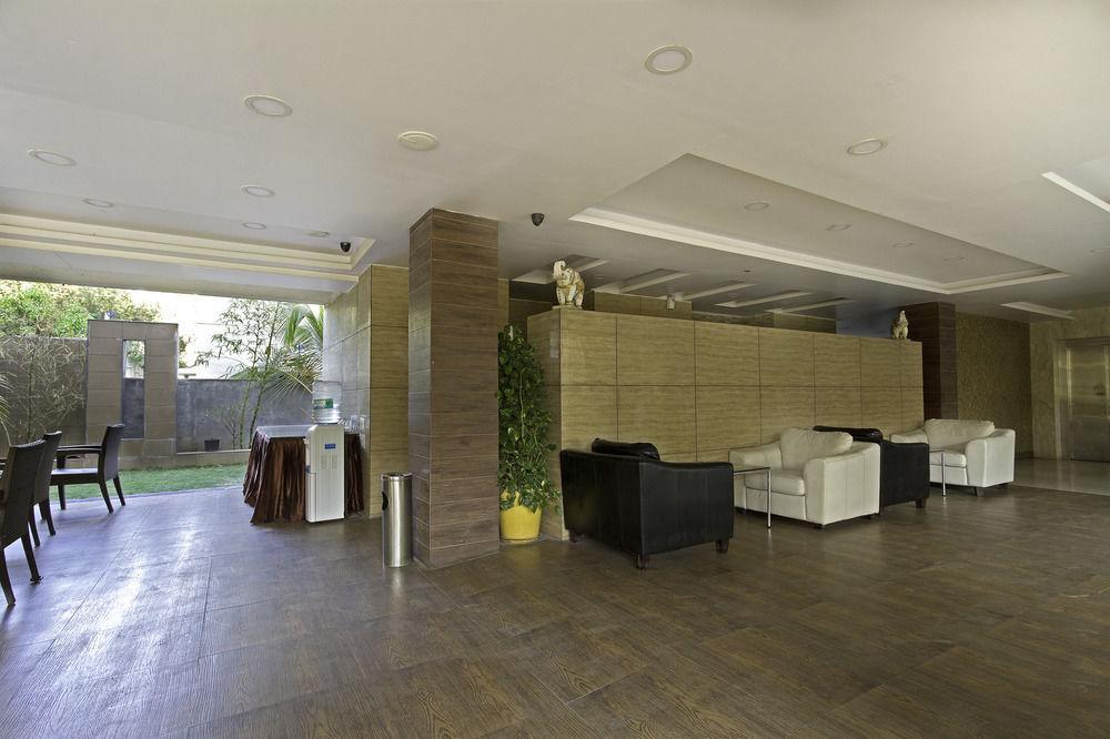Corporate Stay Pune Bagian luar foto