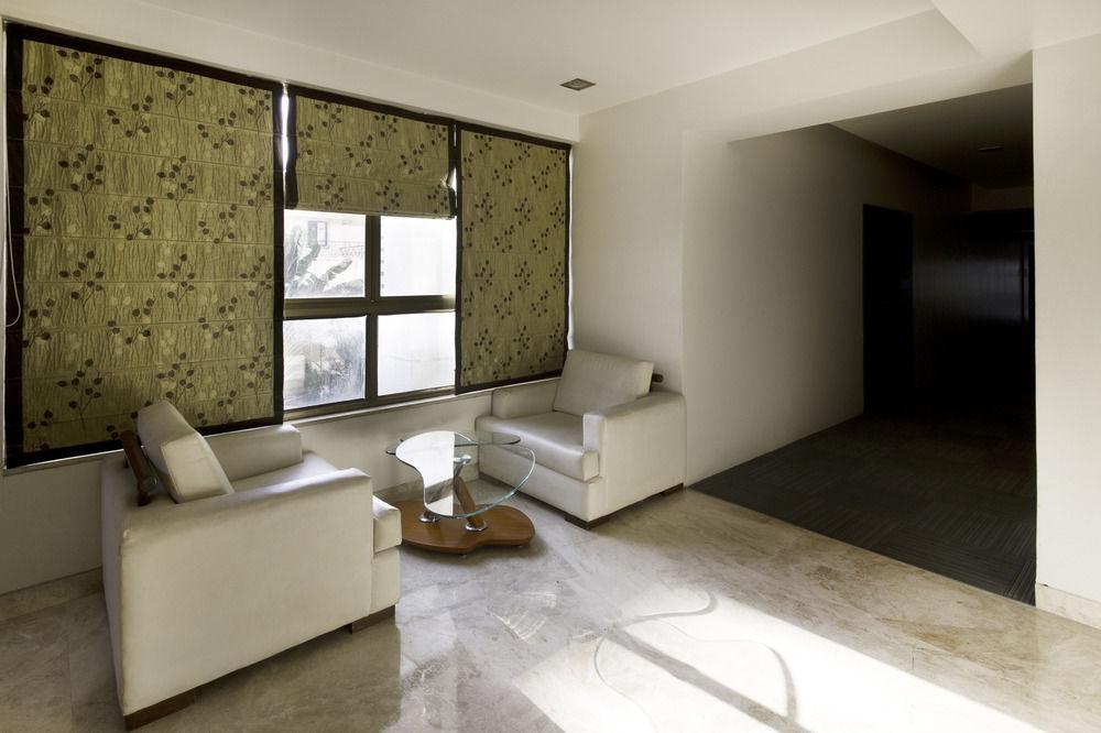 Corporate Stay Pune Bagian luar foto