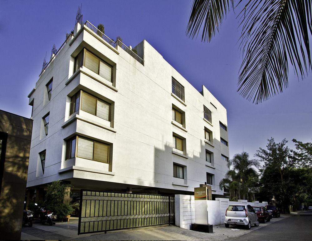 Corporate Stay Pune Bagian luar foto