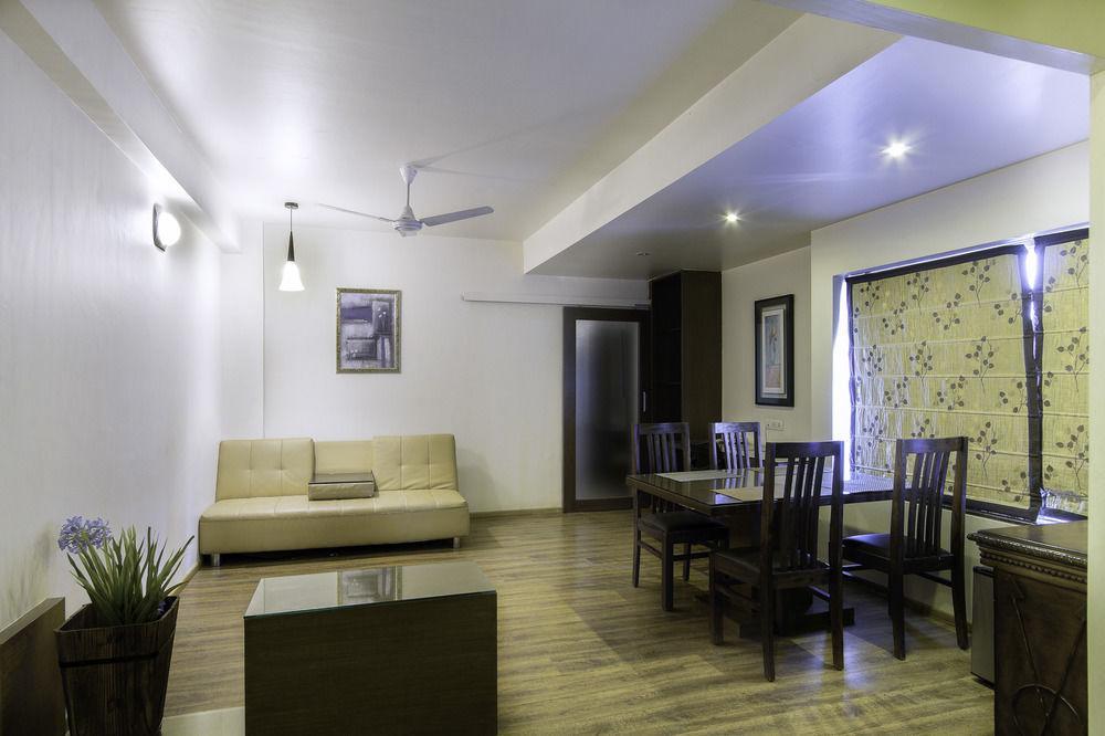 Corporate Stay Pune Bagian luar foto