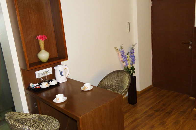 Corporate Stay Pune Bagian luar foto