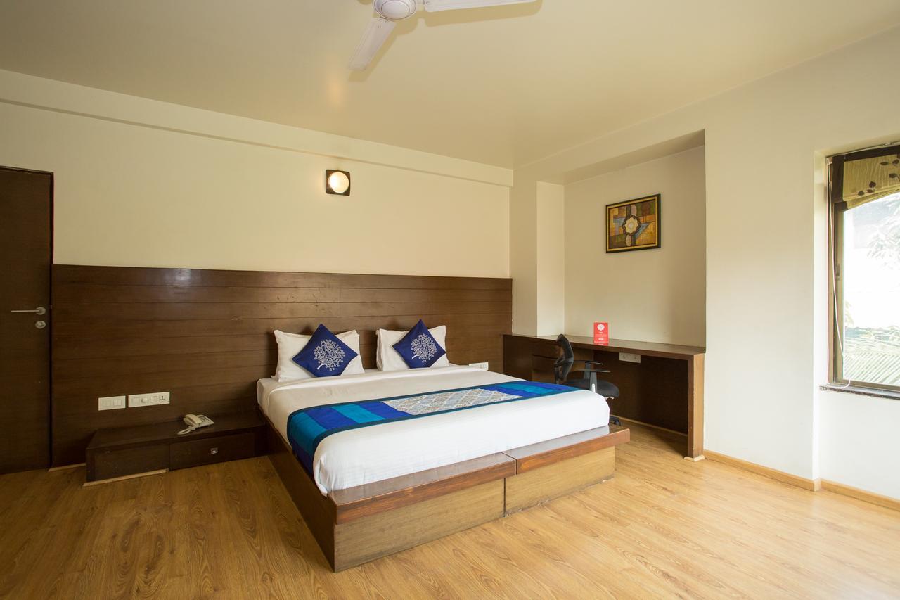 Corporate Stay Pune Bagian luar foto