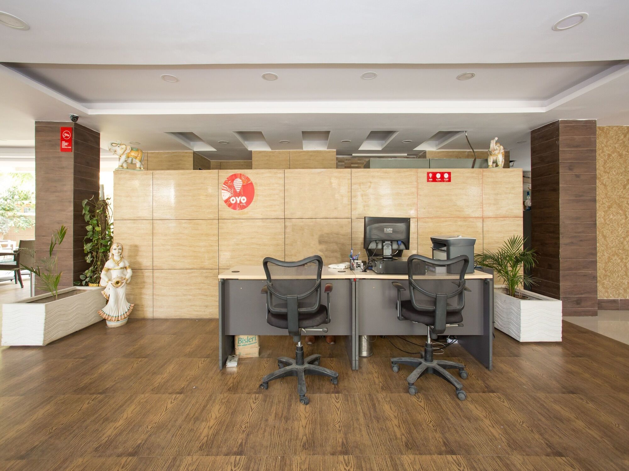 Corporate Stay Pune Bagian luar foto